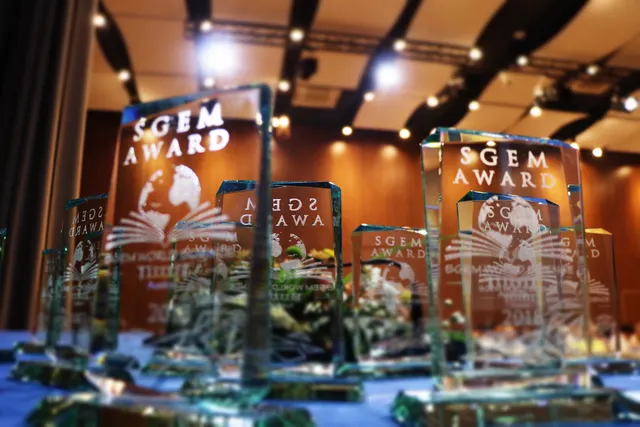 Awards that celebrate dedication