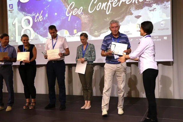 Recognising achievement together